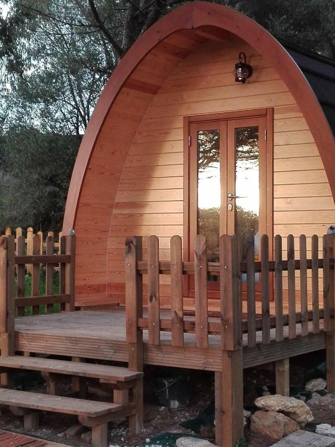 ホテル Glamping シントラ エクステリア 写真